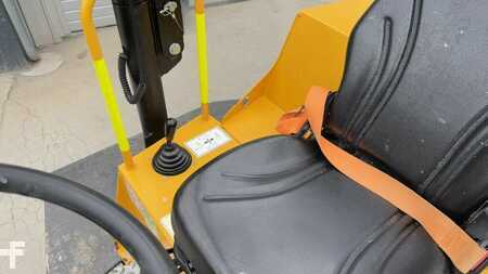 Minidampry 2022 Mecalac TA6S (10)