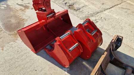Mini kotrógép 2020 Takeuchi TB216 - 2020 YEAR - POWERTILT - 3X BUCKETS (3)