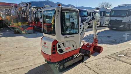 Mini kotrógép 2020 Takeuchi TB216 - 2020 YEAR - POWERTILT - 3X BUCKETS (5)