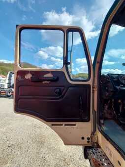 Truck 1987 Mercedes-Benz SK 3025 (6)