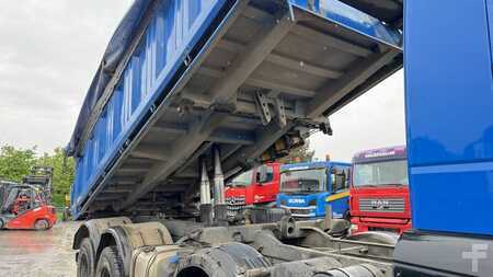 Truck 2008 Iveco Trakker 410 (5)