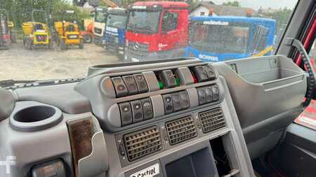 Truck 2006 Iveco TRAKKER AD410T44W (10)