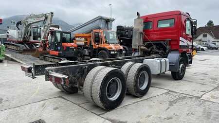 Caminhão 2002 Mercedes-Benz ACTROS 2631 (3)