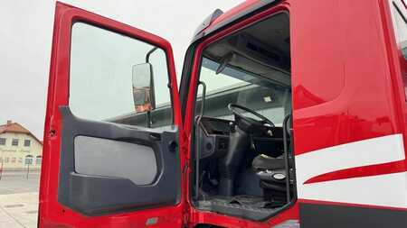 Caminhão 2002 Mercedes-Benz ACTROS 2631 (8)