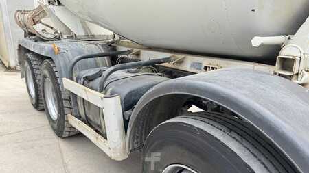 Camion malaxeur  2005 Mercedes-Benz ACTROS 3236 (11)