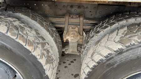 Camion malaxeur  2006 Mercedes-Benz ACTROS 3241 (6)