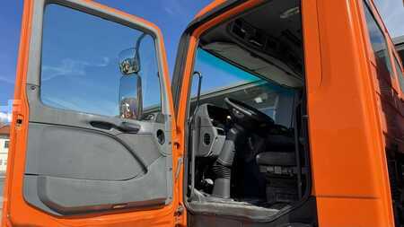 Betoniautot 2006 Mercedes-Benz Actros 3241 8x4 mixer 9m3 (9)