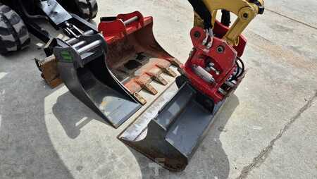 Minibagry 2023 Caterpillar 301.5 (3)
