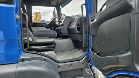 Lastkraftwagen 2006 MAN TGA 33.430 (12)