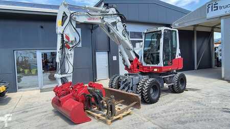 Mobilní bagry 2019 Takeuchi TB295W (1)