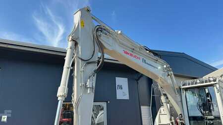 Telakaivinkoneet  2017 Takeuchi TB2150R (2)