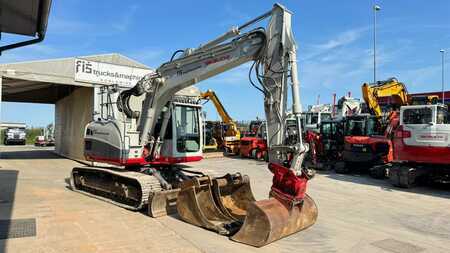 Telakaivinkoneet  2017 Takeuchi TB2150R (3)