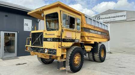 Wywrotki sztywnoramowe 1986 Volvo BM 425C (1)