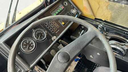 Wywrotki sztywnoramowe 1986 Volvo BM 425C (10)