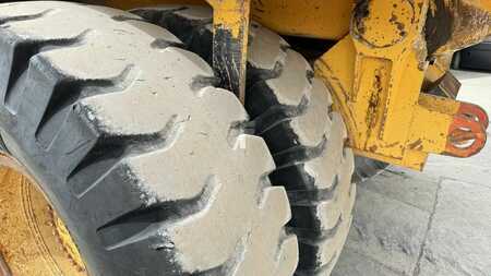 Wywrotki sztywnoramowe 1986 Volvo BM 425C (6)