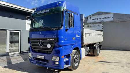 Lastkraftwagen 2006 Mercedes-Benz ACTROS 1841 L (1)