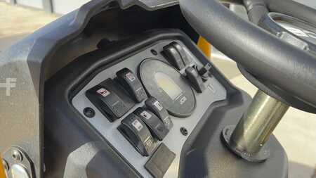 Compacteur tandem 2023 JCB CT160-100 (12)