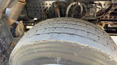 Náklaďák 2015 Mercedes-Benz AROCS 1945 HAD (3)