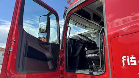 Náklaďák 2015 Mercedes-Benz AROCS 1945 HAD (6)