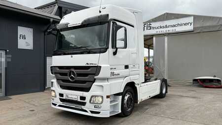 Truck 2010 Mercedes-Benz ACTROS 1844 (1)