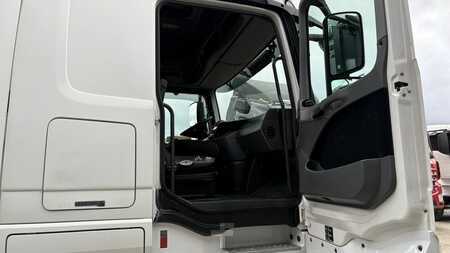 Truck 2010 Mercedes-Benz ACTROS 1844 (12)