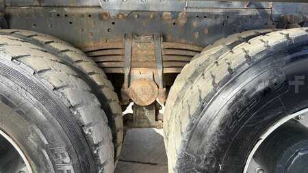 Lastkraftwagen 2005 Mercedes-Benz ACTROS 4141 (7)