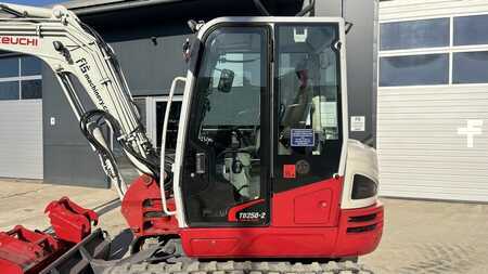 Mini pelle 2021 Takeuchi TB250-2 (6)