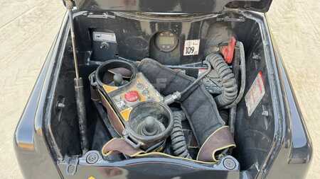 Compacteur á dechets 2019 BOMAG BMP8500 (11)