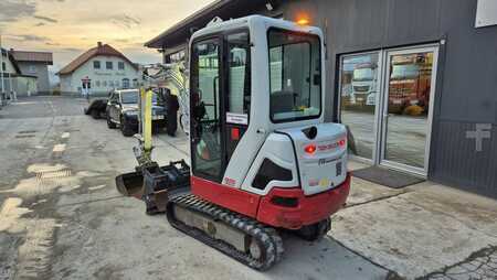 Mini-koparki 2020 Takeuchi TB225 (4)