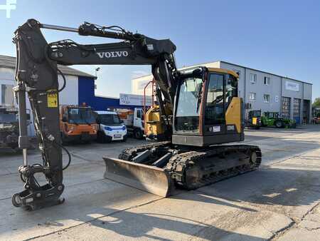 Excavadoras de cadenas 2017 Volvo ECR145EL (1)