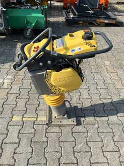 BOMAG BT65