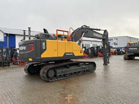 Volvo EC220EL mit 2D Dig Assist