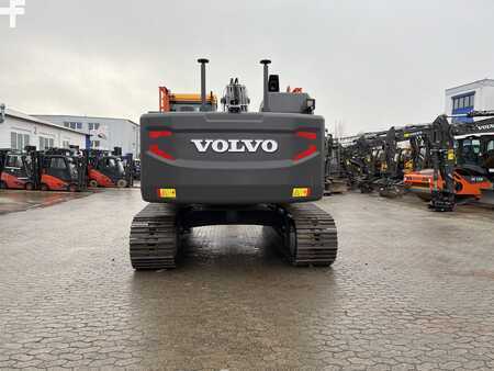 Volvo EC220EL mit 2D Dig Assist