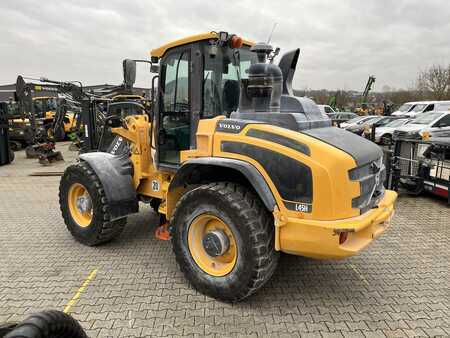 Kolové nakladače 2022 Volvo L45H (7)