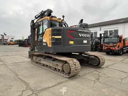 Koparki gąsienicowe 2018 Volvo ECR235EL (8)