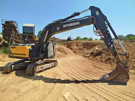 Kettenbagger 2021 Hyundai 145LCR-9A (1)