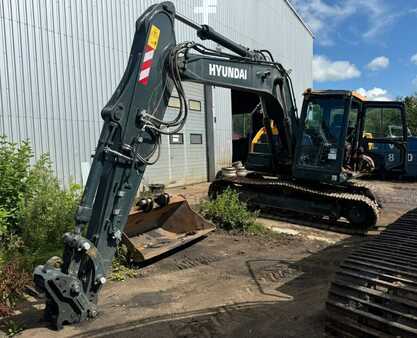 Kettenbagger 2022 Hyundai HX140AL (1)