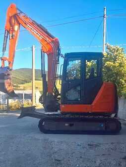 Hitachi ZX65