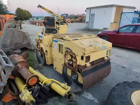 Tandemjyrät  2000 Bitelli DTV325 (5)