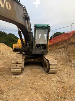 Lánctalpas kotrógép 2008 Volvo EC235CNL (13)