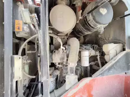 Chargeuse sur pneus 2007 Hitachi ZW180 (14)