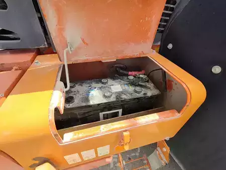 Chargeuse sur pneus 2007 Hitachi ZW180 (15)
