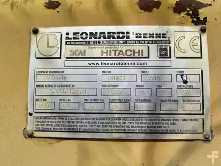 Chargeuse sur pneus 2007 Hitachi ZW180 (6)