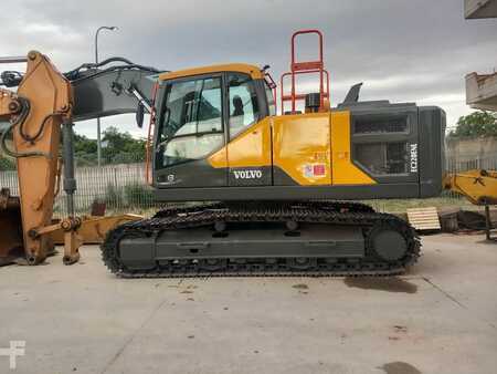 Kettenbagger 2016 Volvo EC220ENL (5)