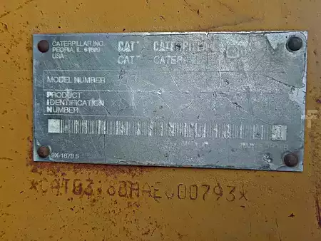 Korečková rýpadla 2001 Caterpillar 318BLN (15)