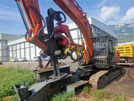 Kettenbagger 2018 Hitachi ZX210LCN-6 (1)
