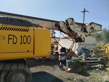 Rotary Drilling Rig 2008 New Holland Construction FD100 (3)