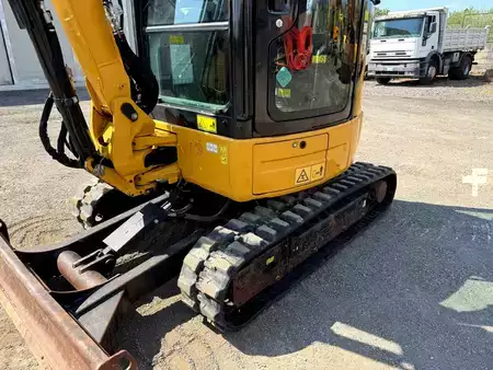 Mini kotrógép 2019 Caterpillar 303ECR (14)