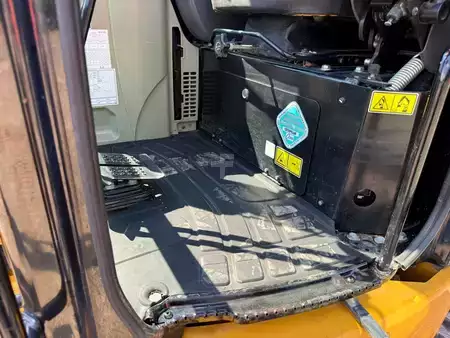 Mini kotrógép 2019 Caterpillar 303ECR (9)