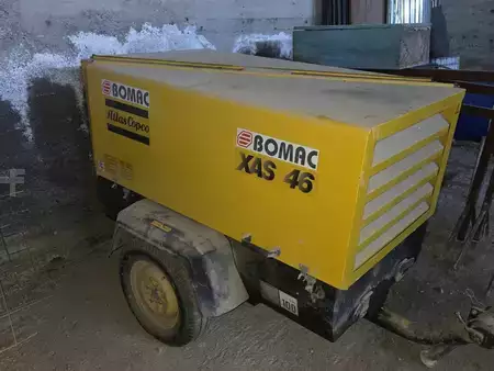 Kompresszor 1998 Atlas Copco XAS46 (1)